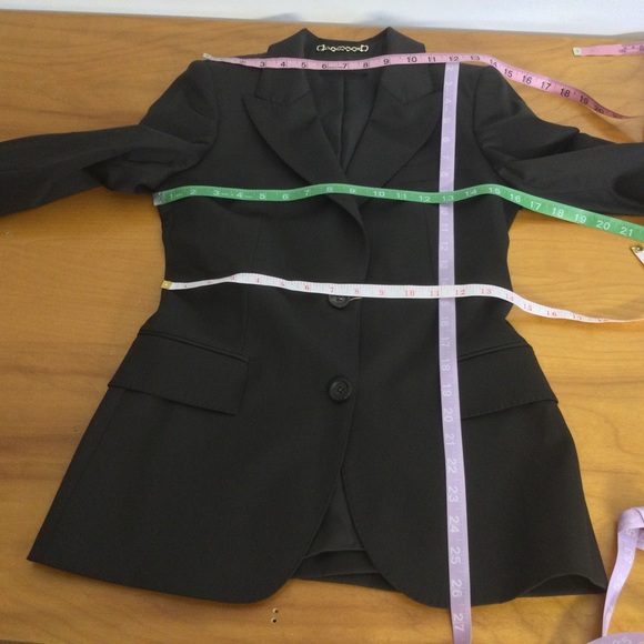 Gucci Women Wool Blend Blazer Size 38 US 4 Long Sleeve Button Peaked Lapels - Picture 14 of 15